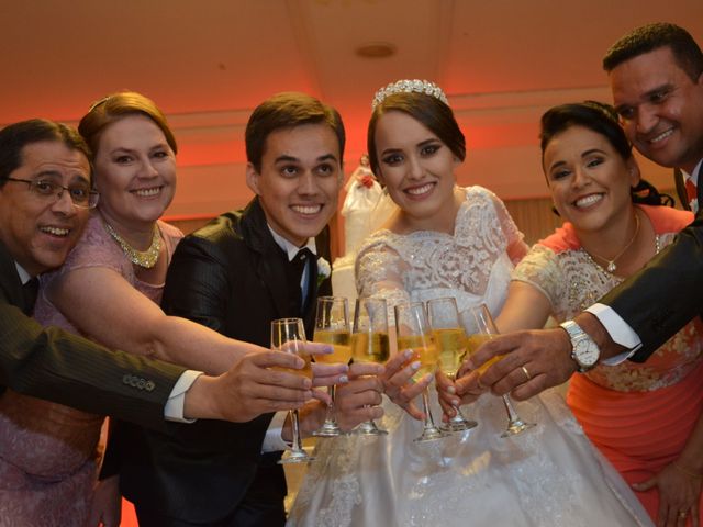 O casamento de Lucas  e Amanda  em Curitiba, Paraná 1