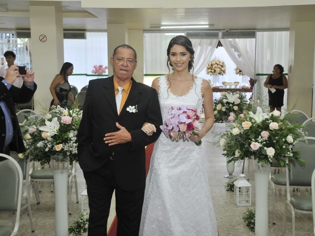 O casamento de Jefferson Santos Pereira e Gabriela Santiago Mercês Pereira em Salvador, Bahia 1