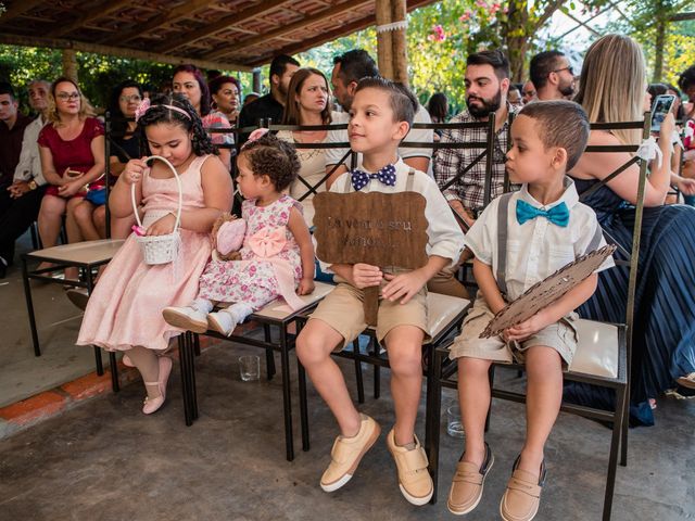 O casamento de André e Juliana em Cotia, São Paulo Estado 36