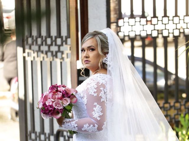 O casamento de Neto e Andressa  em Uberlândia, Minas Gerais 24