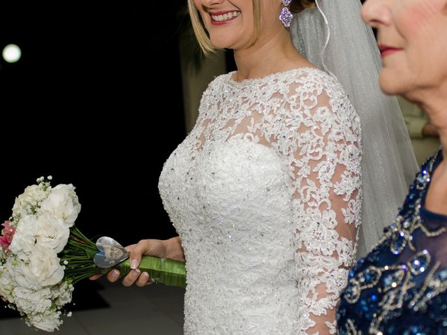 O casamento de Raphael e Vanessa em Santa Isabel, São Paulo Estado 38