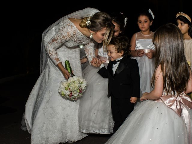 O casamento de Raphael e Vanessa em Santa Isabel, São Paulo Estado 80