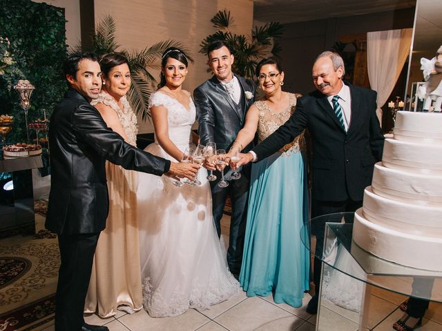 O casamento de Luiz e Priscila em Porto Alegre, Rio Grande do Sul 48