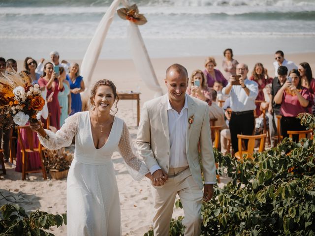 O casamento de Eduardo e Esther em Bombinhas, Santa Catarina 16