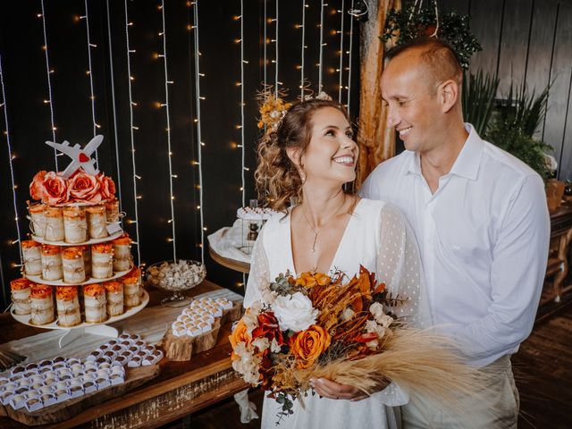 O casamento de Eduardo e Esther em Bombinhas, Santa Catarina 21