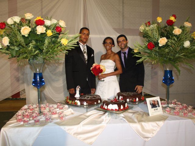 O casamento de Rafael e Cristina  em Itutinga, Minas Gerais 12