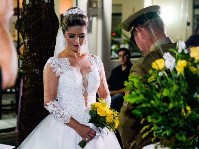 O casamento de Ivan e Olivia em Barra Velha, Santa Catarina 26