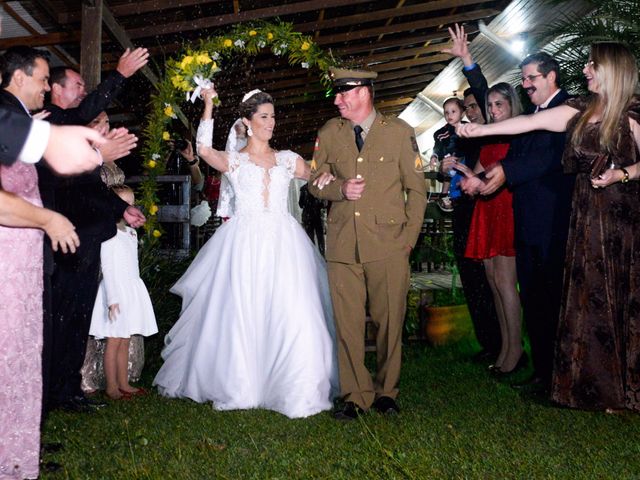 O casamento de Ivan e Olivia em Barra Velha, Santa Catarina 32