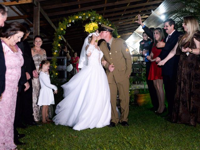 O casamento de Ivan e Olivia em Barra Velha, Santa Catarina 33