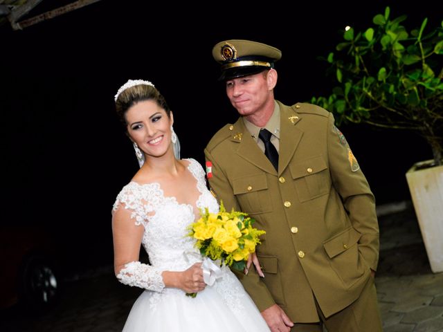 O casamento de Ivan e Olivia em Barra Velha, Santa Catarina 35