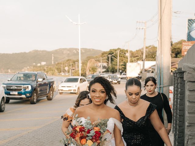 O casamento de Tiago e Crys em Florianópolis, Santa Catarina 36