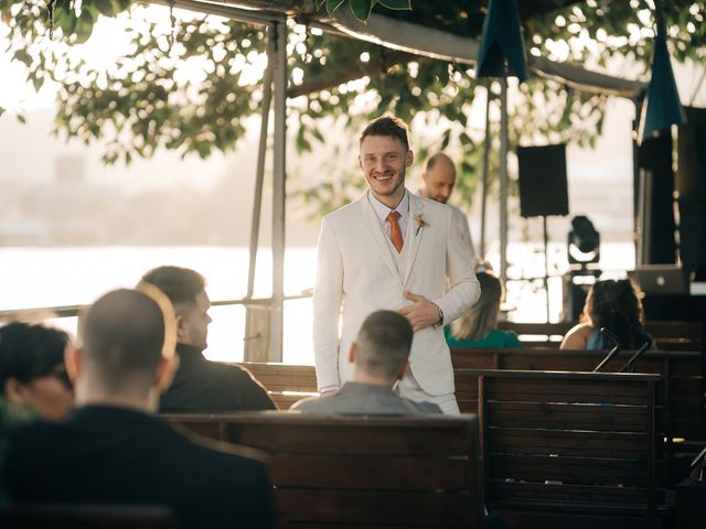 O casamento de Tiago e Crys em Florianópolis, Santa Catarina 44