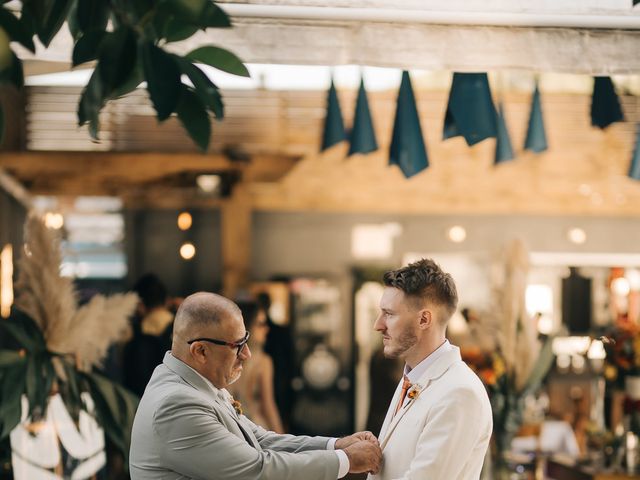 O casamento de Tiago e Crys em Florianópolis, Santa Catarina 45