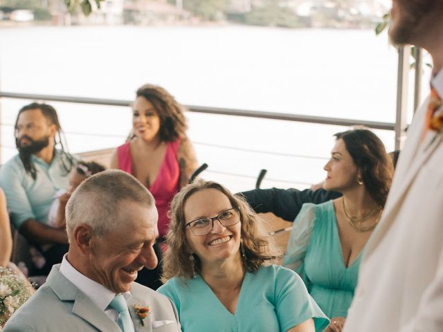 O casamento de Tiago e Crys em Florianópolis, Santa Catarina 88