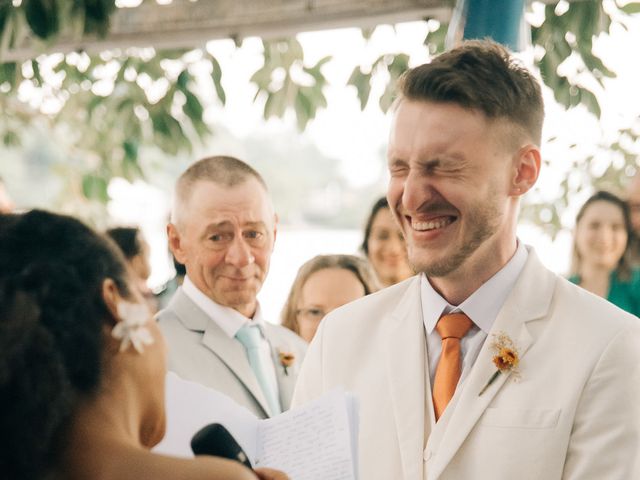 O casamento de Tiago e Crys em Florianópolis, Santa Catarina 111