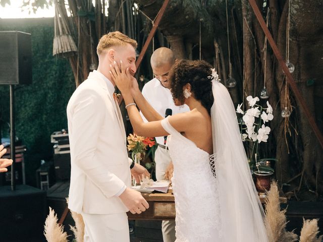 O casamento de Tiago e Crys em Florianópolis, Santa Catarina 116