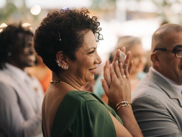 O casamento de Tiago e Crys em Florianópolis, Santa Catarina 122