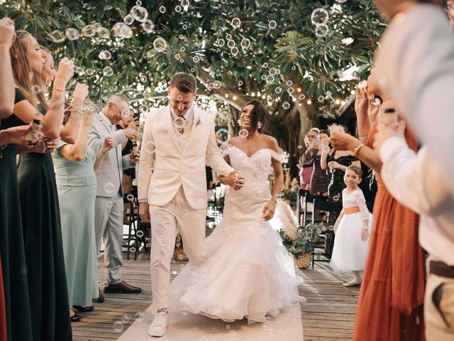 O casamento de Tiago e Crys em Florianópolis, Santa Catarina 144