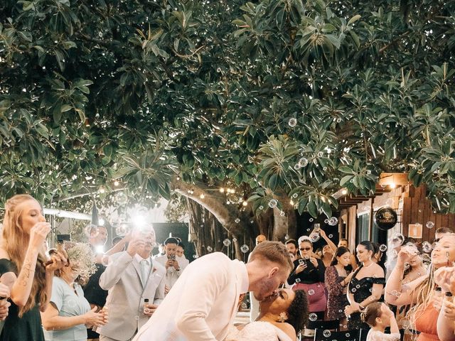 O casamento de Tiago e Crys em Florianópolis, Santa Catarina 146