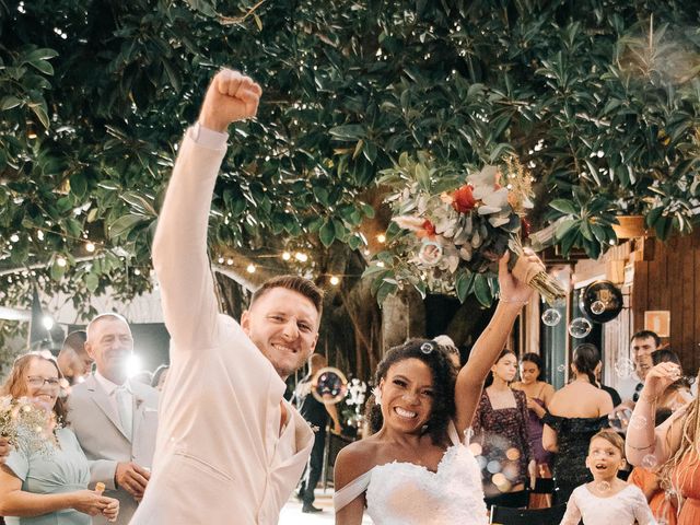 O casamento de Tiago e Crys em Florianópolis, Santa Catarina 149