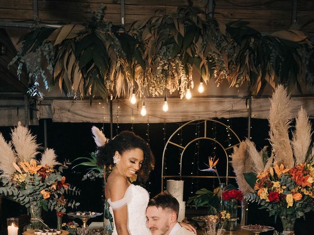 O casamento de Tiago e Crys em Florianópolis, Santa Catarina 162