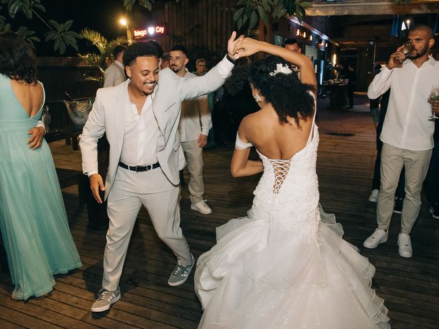 O casamento de Tiago e Crys em Florianópolis, Santa Catarina 173