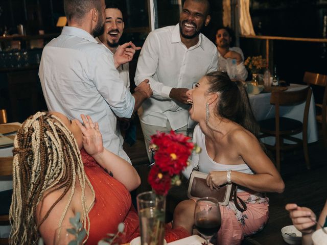 O casamento de Tiago e Crys em Florianópolis, Santa Catarina 199