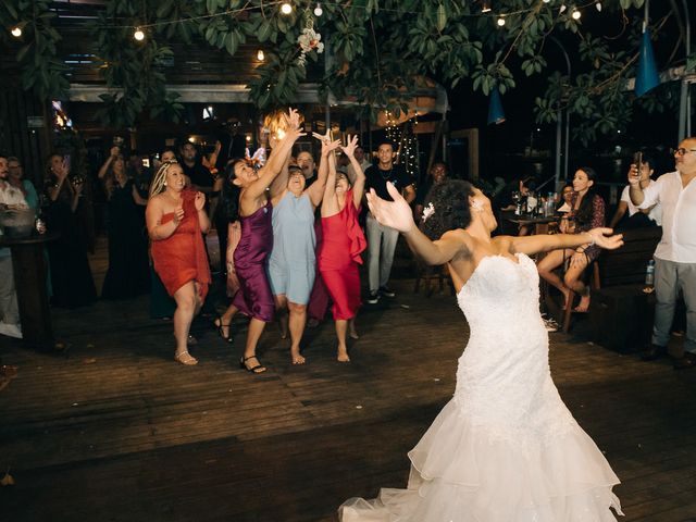 O casamento de Tiago e Crys em Florianópolis, Santa Catarina 210