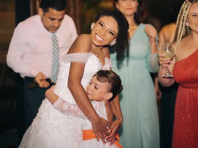 O casamento de Tiago e Crys em Florianópolis, Santa Catarina 226