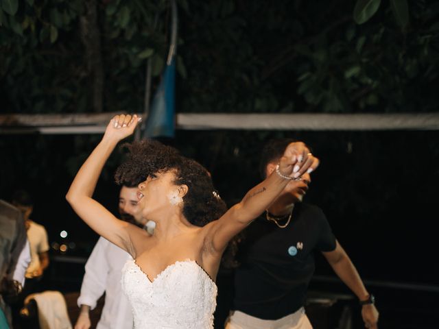 O casamento de Tiago e Crys em Florianópolis, Santa Catarina 268