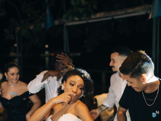 O casamento de Tiago e Crys em Florianópolis, Santa Catarina 269