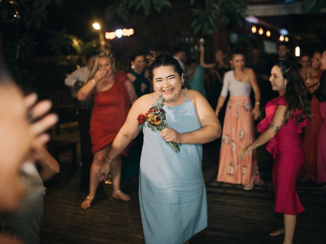 O casamento de Tiago e Crys em Florianópolis, Santa Catarina 279