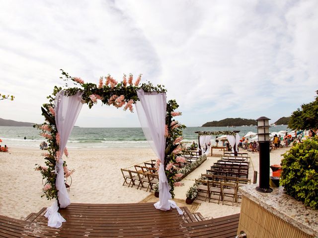 O casamento de Eduardo e Cláudia em Bombinhas, Santa Catarina 13