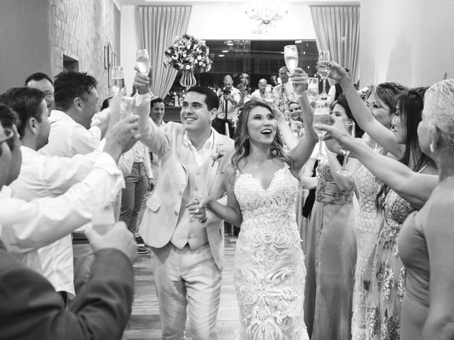 O casamento de Eduardo e Cláudia em Bombinhas, Santa Catarina 29