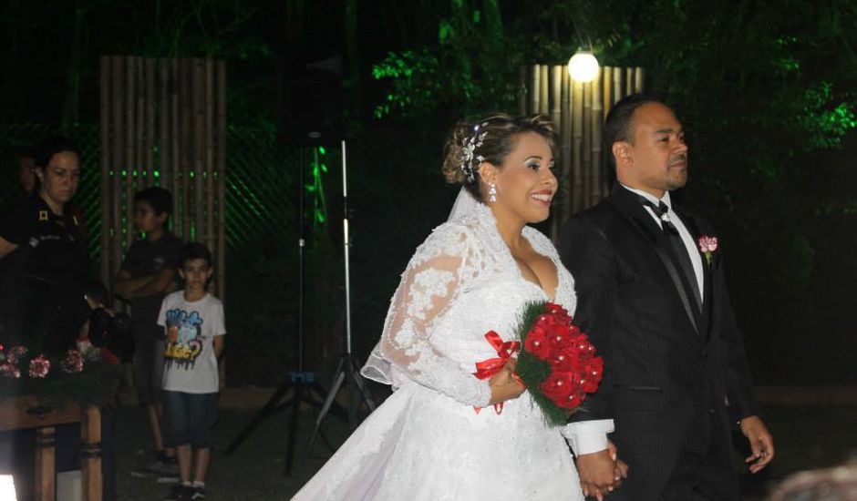 O casamento de Cassiano e Erica em Barueri, São Paulo