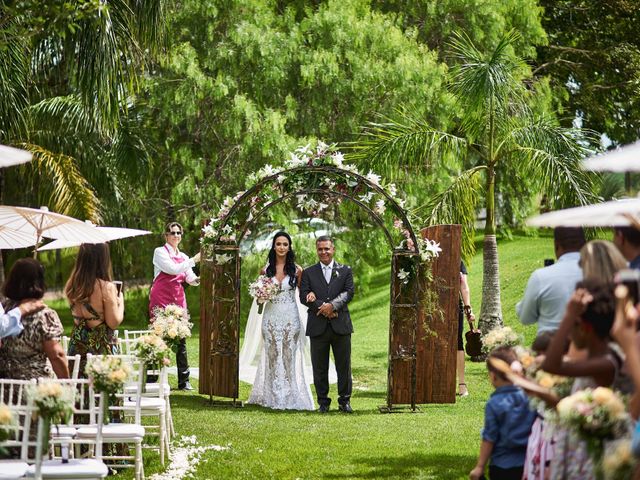 O casamento de Junior e Larissa em Araguari, Minas Gerais 46