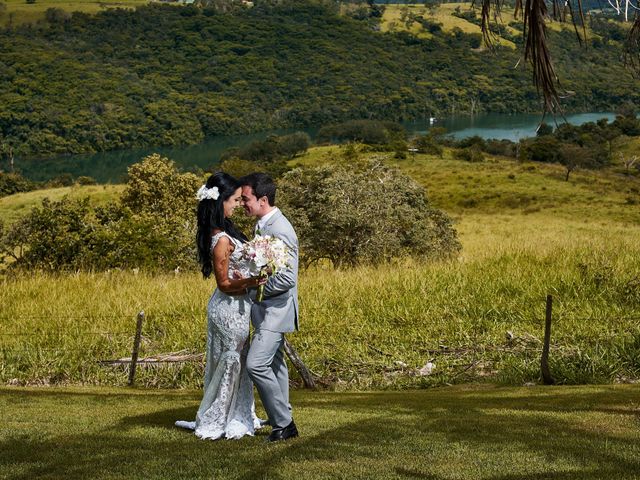 O casamento de Junior e Larissa em Araguari, Minas Gerais 90