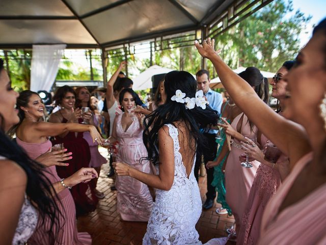 O casamento de Junior e Larissa em Araguari, Minas Gerais 144