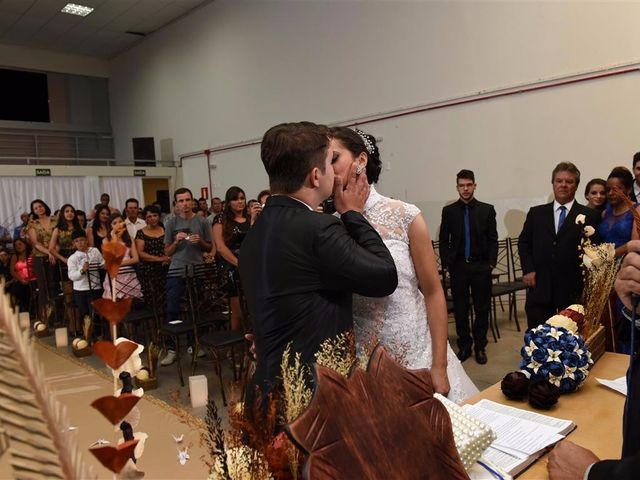 O casamento de Hiran e Rayane em Santo Antônio do Monte, Minas Gerais 2