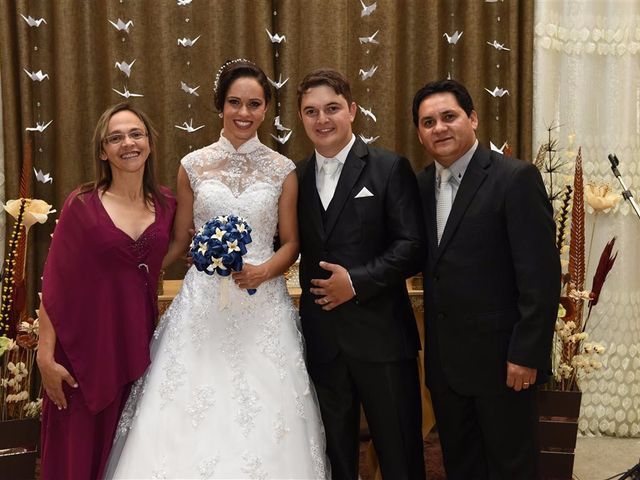 O casamento de Hiran e Rayane em Santo Antônio do Monte, Minas Gerais 17