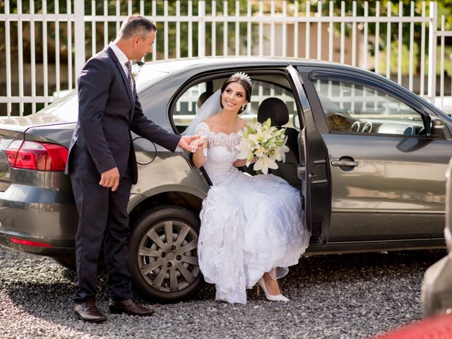 O casamento de Tiago e Rebeca em Joinville, Santa Catarina 34