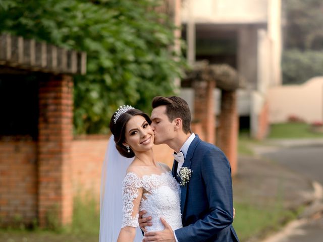 O casamento de Tiago e Rebeca em Joinville, Santa Catarina 57