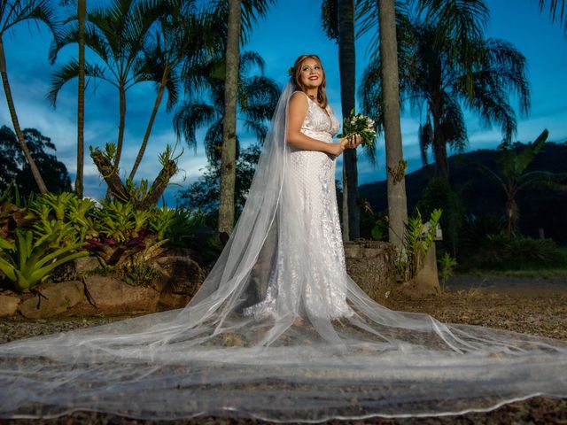 O casamento de Isaque e Ester em Penha, Santa Catarina 33