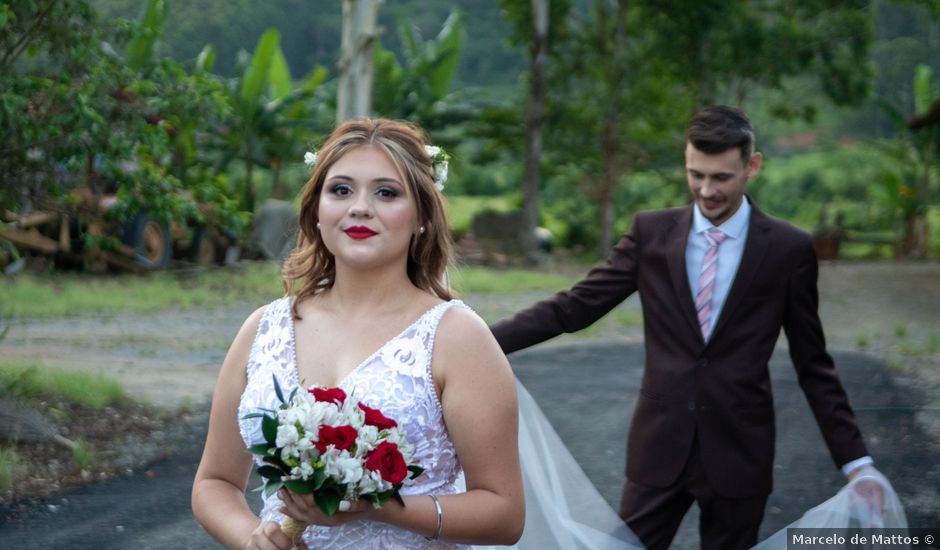 O casamento de Isaque e Ester em Penha, Santa Catarina