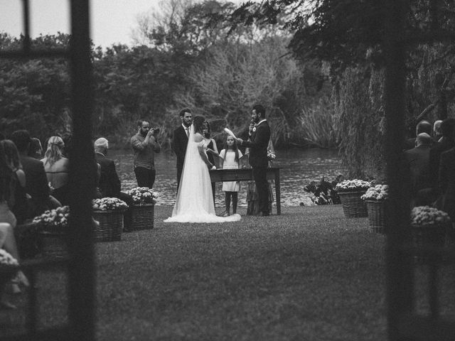 O casamento de Tiago e Eliza em Pelotas, Rio Grande do Sul 27