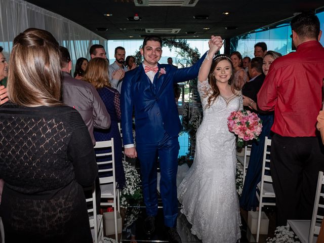 O casamento de Diogo e Thayrine em Itapema, Santa Catarina 33