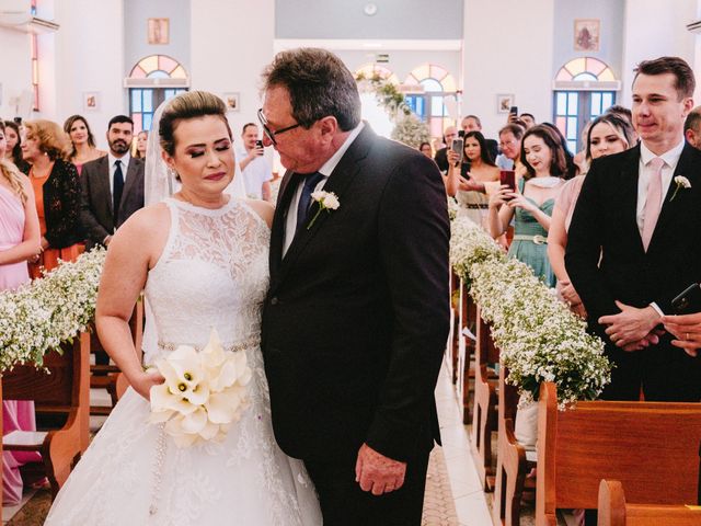 O casamento de Lauro e Jomara em Cuiabá, Mato Grosso 28