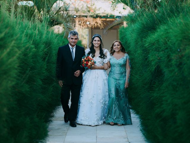 O casamento de Danyell Mendes e Livia Mendes  em Fortaleza, Ceará 8