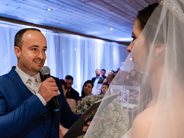 O casamento de Alexandre e Vanessa em Itapema, Santa Catarina 32