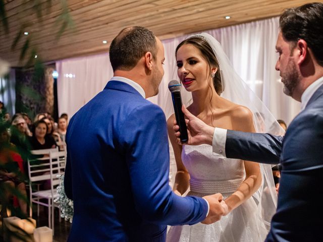 O casamento de Alexandre e Vanessa em Itapema, Santa Catarina 37